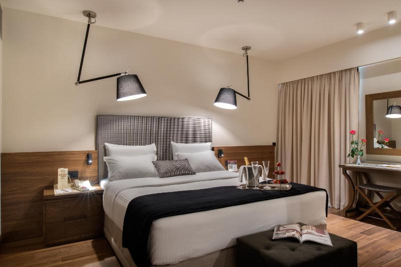 Superior Suite image 1