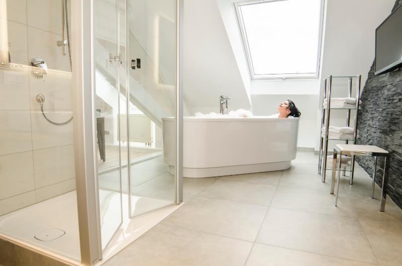 Two-Bedroom Suite image 3