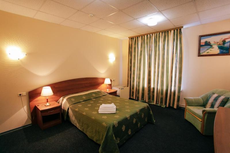 Standard Double Room image 1