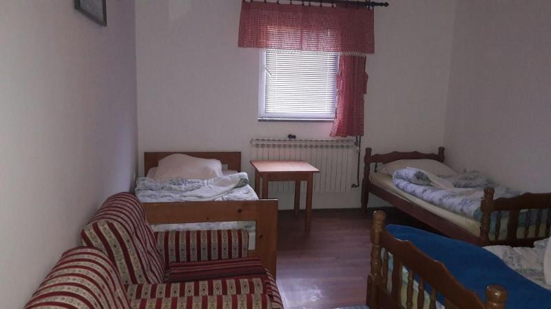 Standard Triple Room image 1