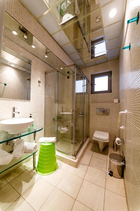 Comfy Boutique Hotel - image 14