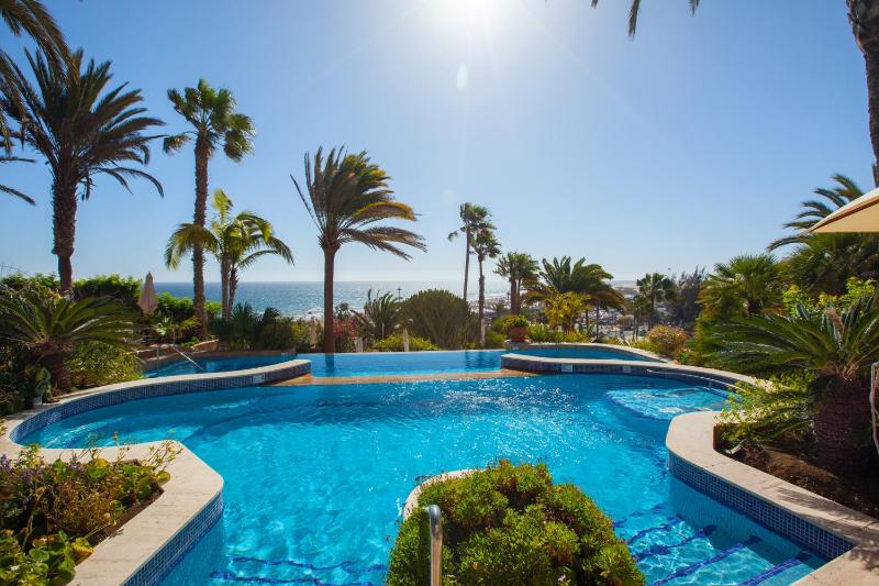Corallium Dunamar by Lopesan Hotels-Adults Only - image 1