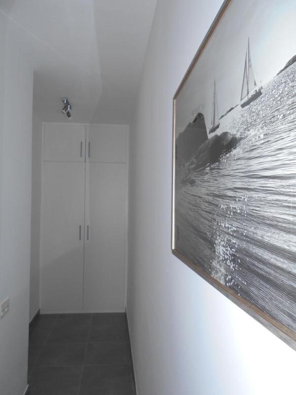 Studio - 108E image 3
