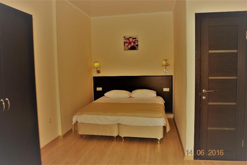 Triple Room with Balcony image 2