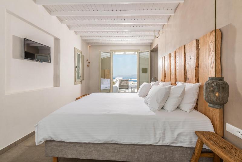 Master Suite with Sea View image 1