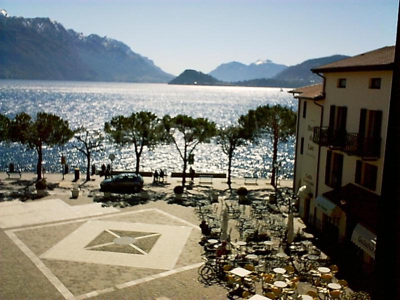 Double Room with Lake View and Terrace image 3