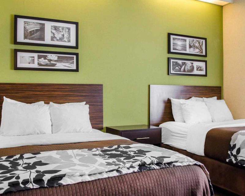 Double Room with Two Double Beds - Non-Smoking image 2
