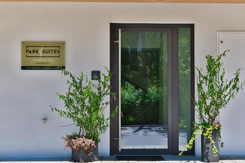 Parksuites Apartments Graz - image 22