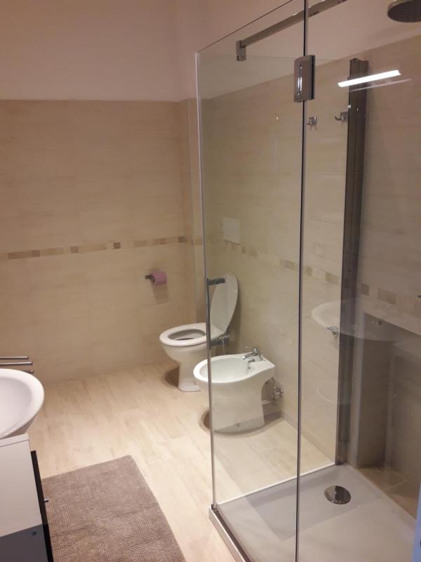 One-Bedroom Apartment image 4