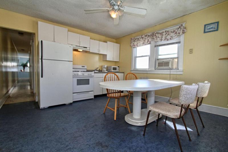 Two-Bedroom Apartment image 3