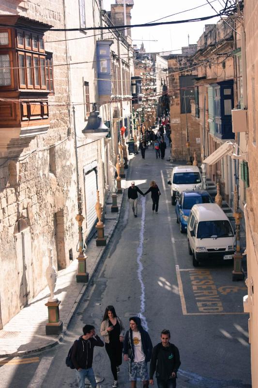 Large Double Room image 4