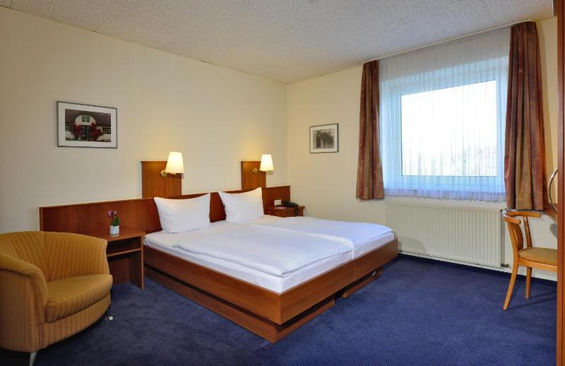 Double Room image 1