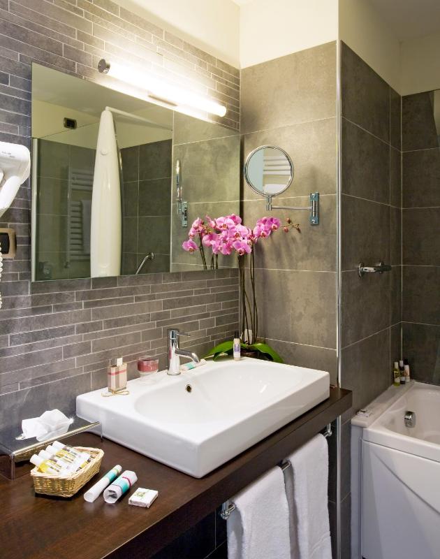 Executive Double Room image 2