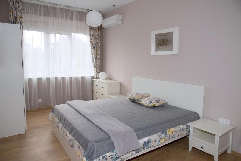 The North Tower Apartment - image 11