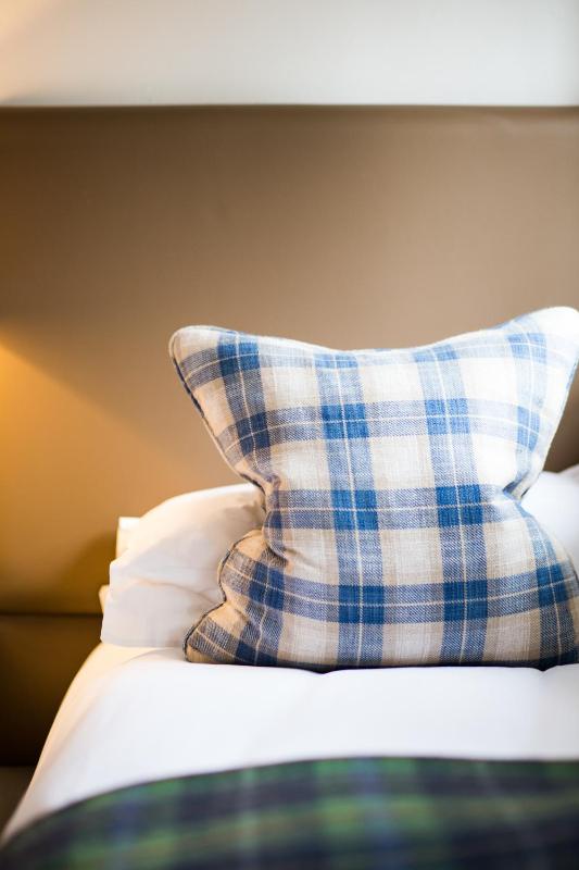 Classic Double Room image 3