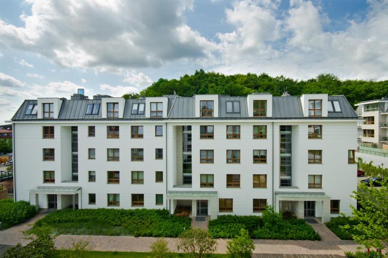 Imperial Apartments Aquarius V - image 3