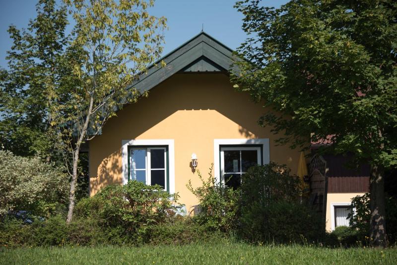 Bungalow (2 Adults + 3 Children) image 1