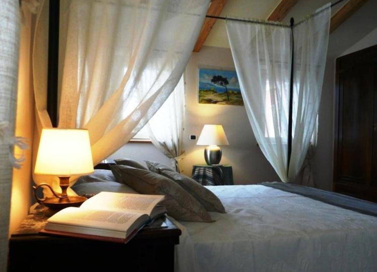 Superior Double Room image 4
