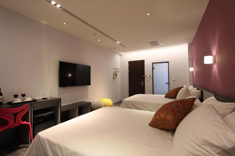 Funson Hotel - image 24