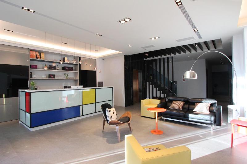 Funson Hotel - image 14