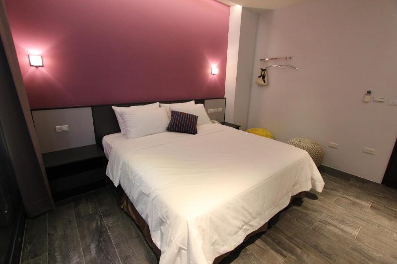 Funson Hotel - image 15