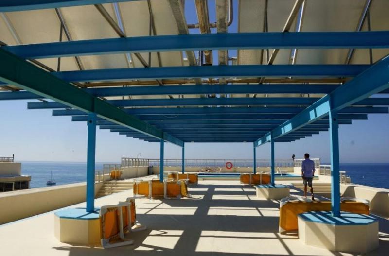 Apartment with Sea View image 1