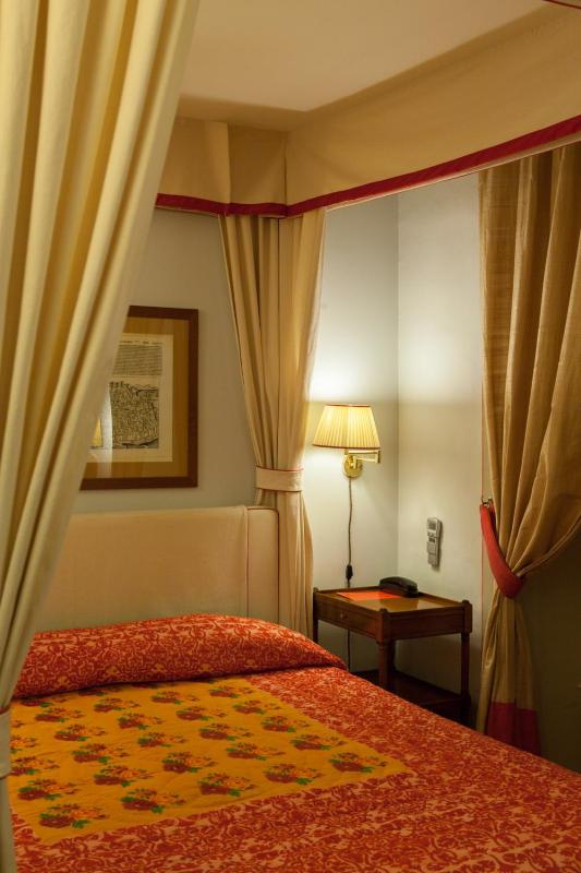 Executive Double or Twin Room image 3