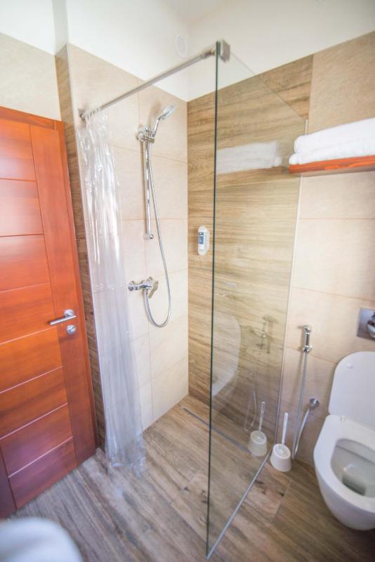 Double Room image 4