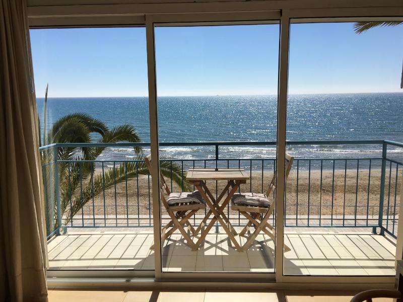 Two-Bedroom Apartment with Sea View image 1