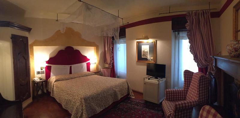 Junior Suite image 2