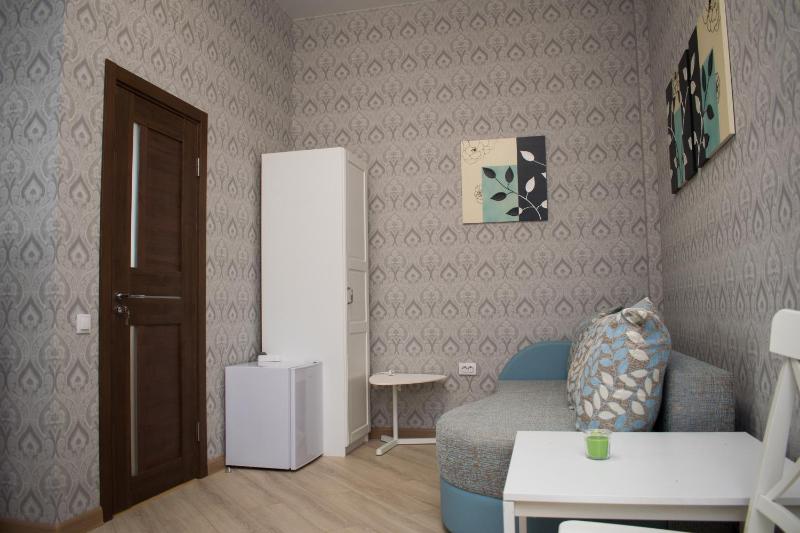 Double Room with Extra Bed image 2