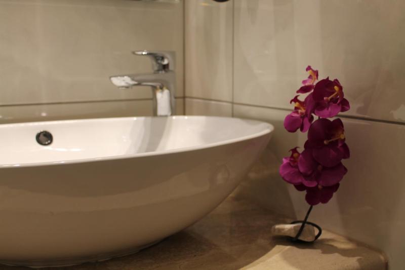 Superior Double or Twin Room with Balcony and Garden View image 3