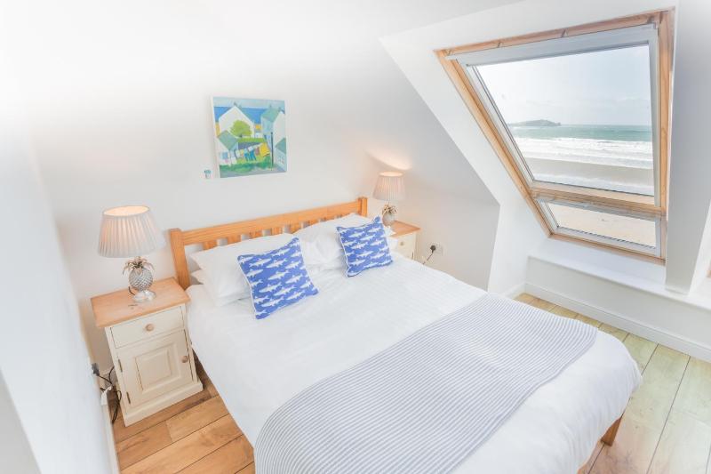 Two-Bedroom Apartment with Balcony image 2