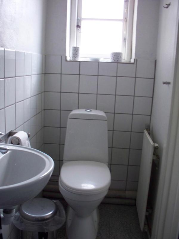 Twin Room image 2