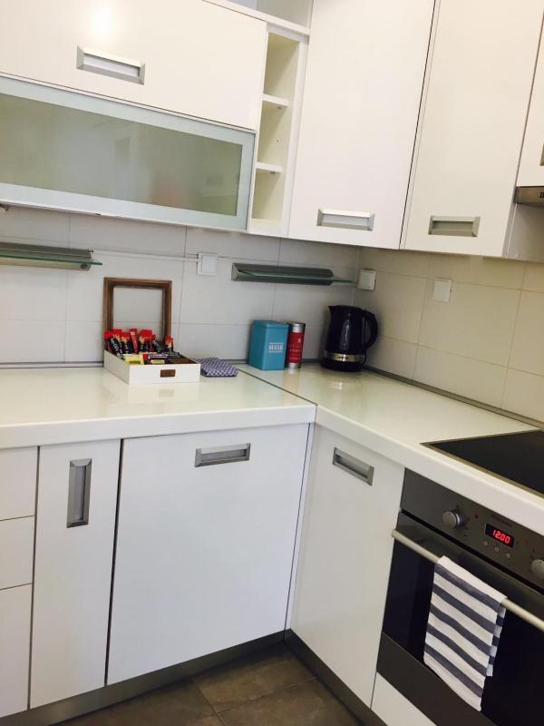 One-Bedroom Apartment image 3