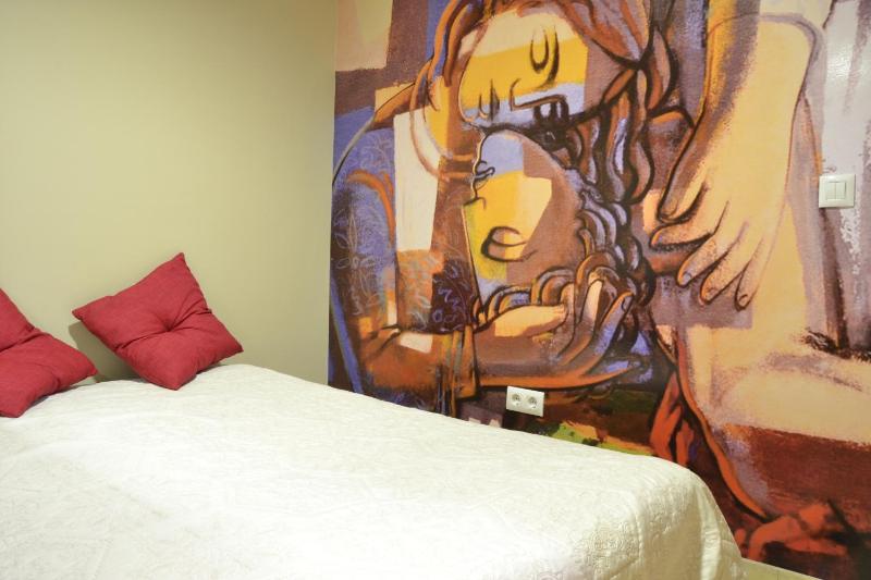 Single Room image 1