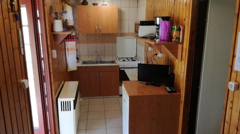 One-Bedroom Apartment image 3