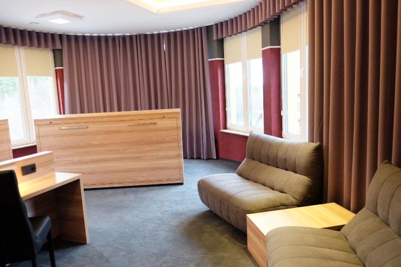 Superior Quadruple Room image 2