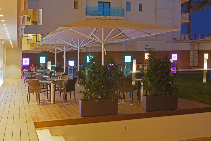 Hotel Luxor - image 9