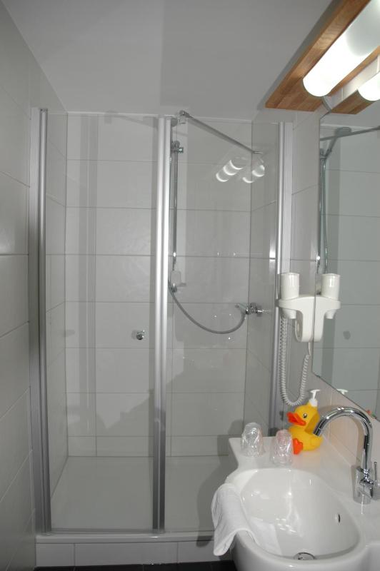 Double Room with Balcony image 3
