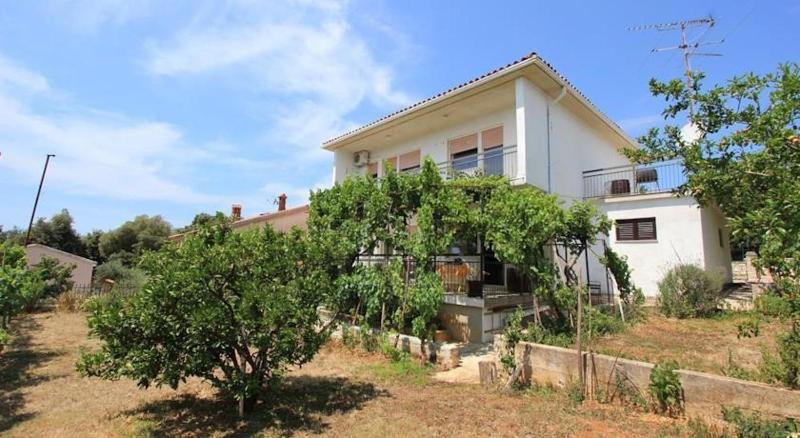 Holiday Home image 2