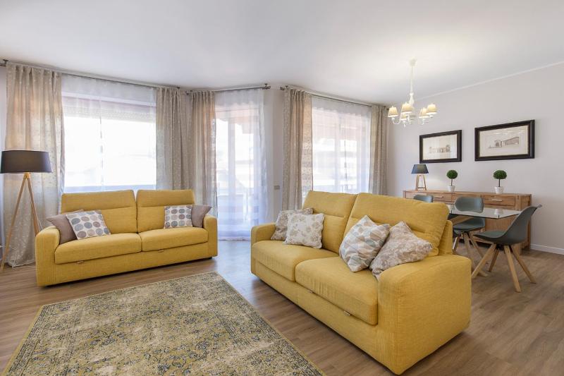 Apartment with Terrace image 4