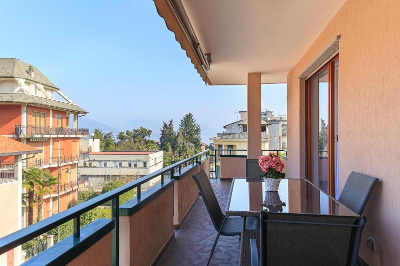 Apartment with Terrace image 2