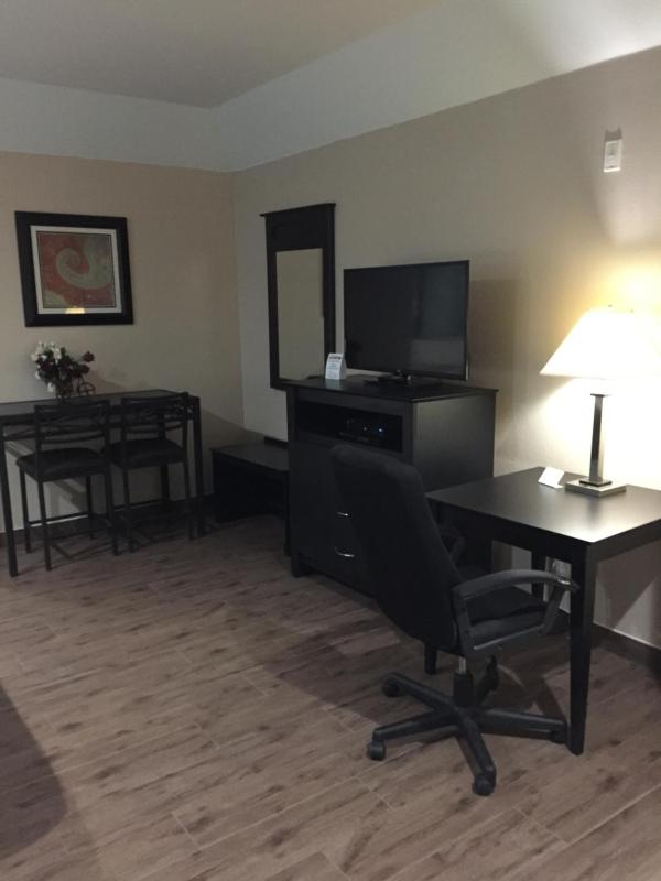 Scottish Inns and Suites Timbercreek - image 17