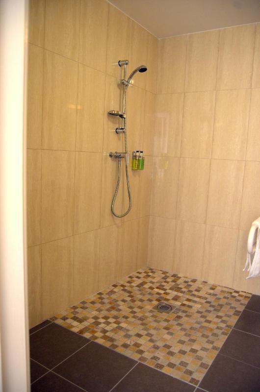 Superior Double Room image 3