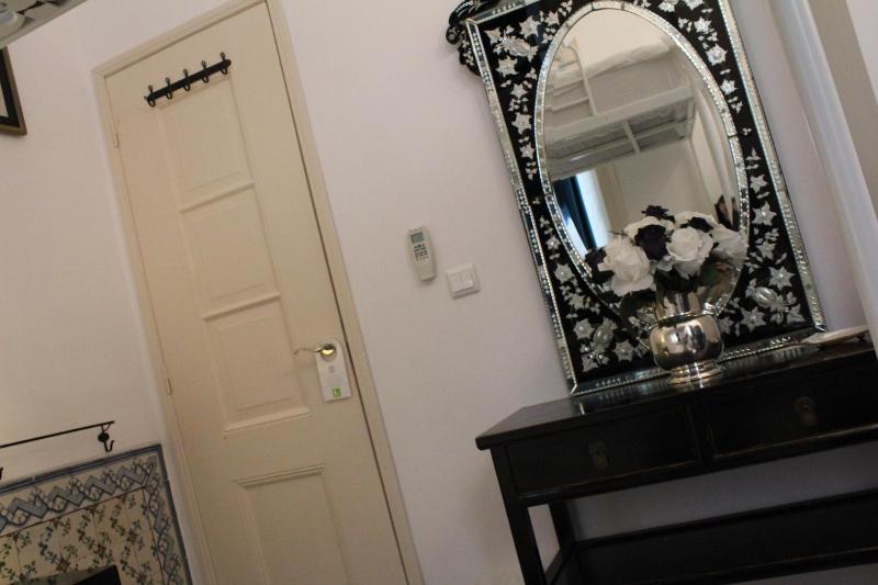 Interior Double Room image 2