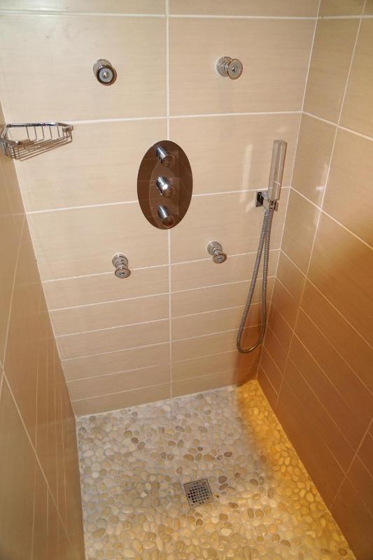 Two-Bedroom House Grand Canissou image 2