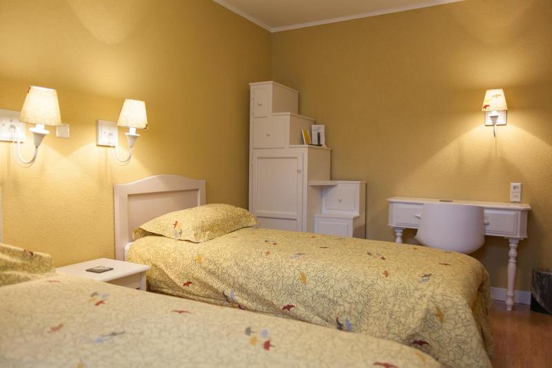 Imperial Hotel Amsterdam - image 7