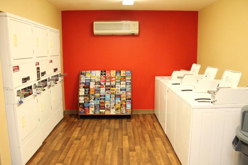 Extended Stay America Suites - Palm Springs - Airport - image 27
