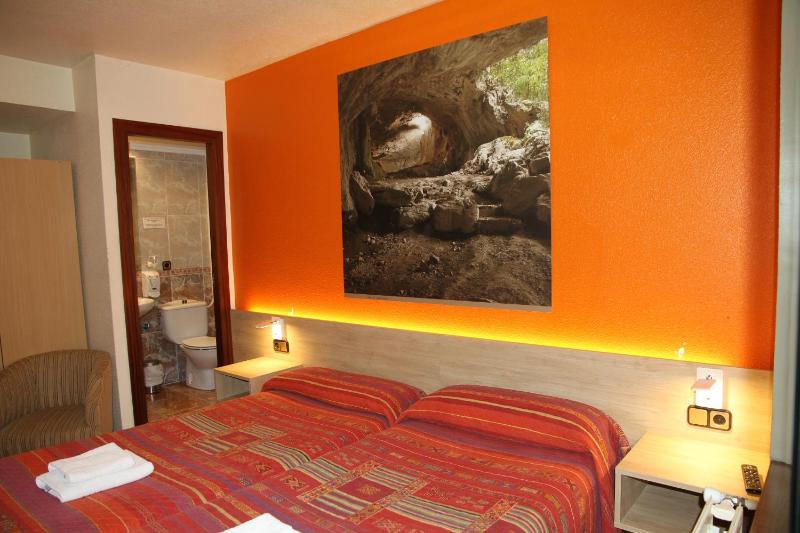 Superior Double Room image 4